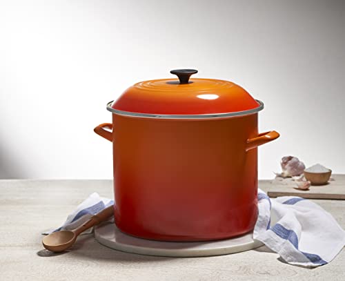 Le Creuset Enamel on Steel Stockpot, 10 qt., Olive