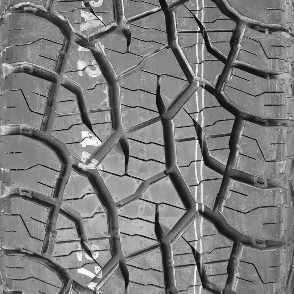 Kumho Road Venture AT52 All-Terrain Tire - 235/75R15 109T