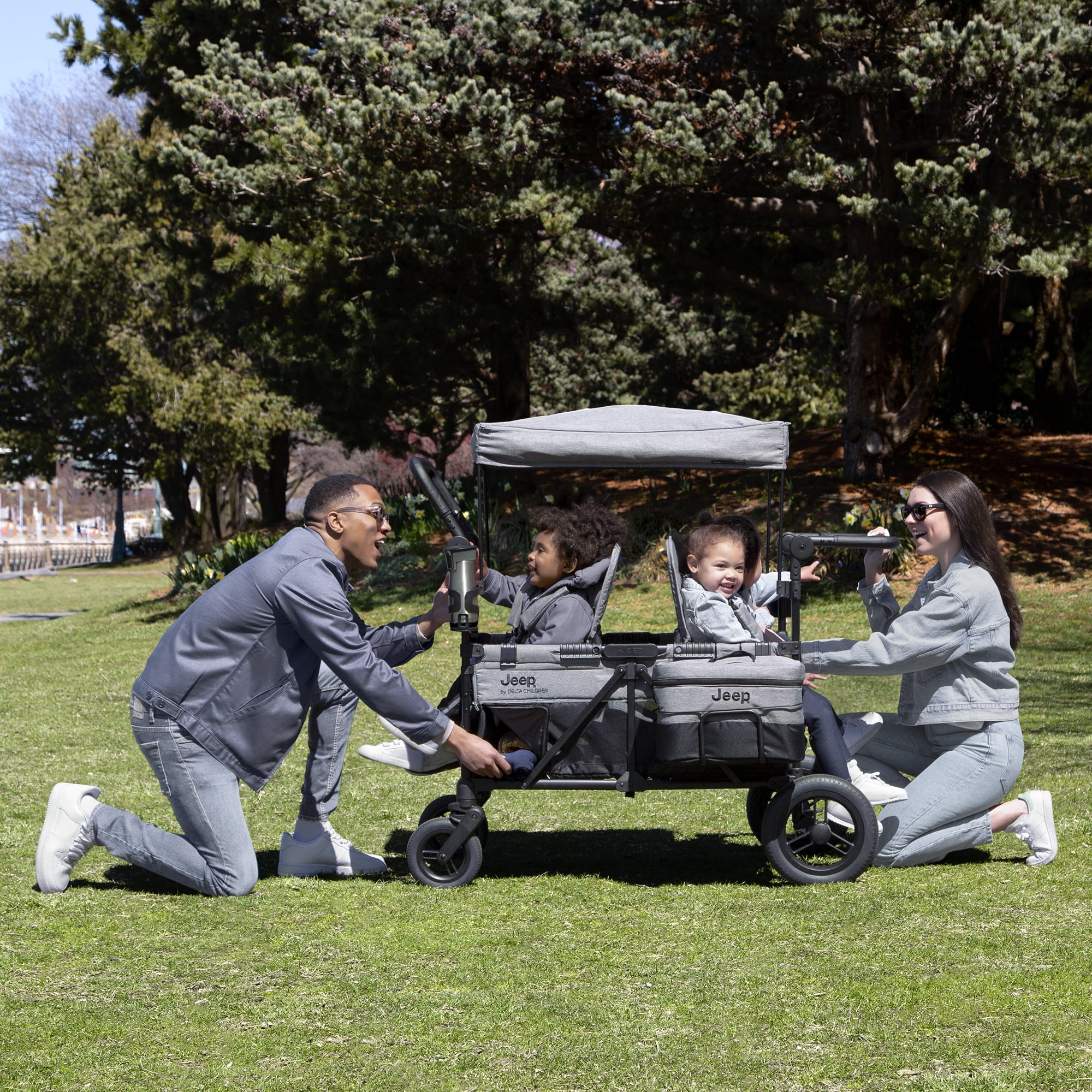 Jeep Wrangler Deluxe 4 Seater Stroller Wagon by Delta Children - Premium Quad Stroller Wagon for 4 Kids with Convertible Seats