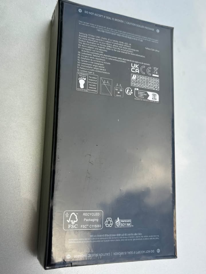 Samsung Galaxy S24 Ultra 256Gb Black Titanium Unlocked to all networks with warranty