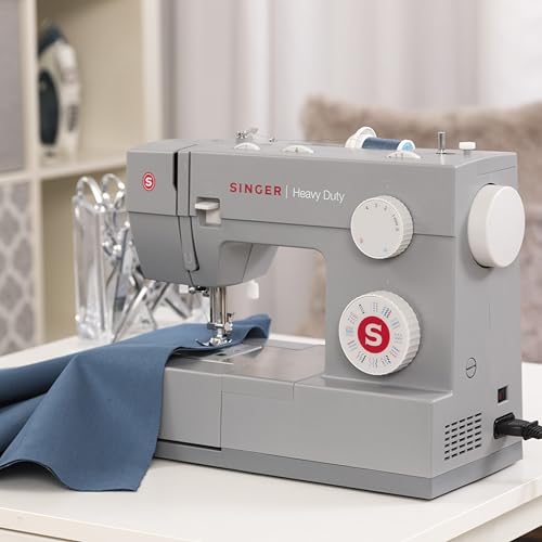 SINGER Heavy Duty 4432 High Speed Black Sewing Machine with Accessory Kit | Strong Motor with Enhanced Piercing Power, 110 Stitch Applications