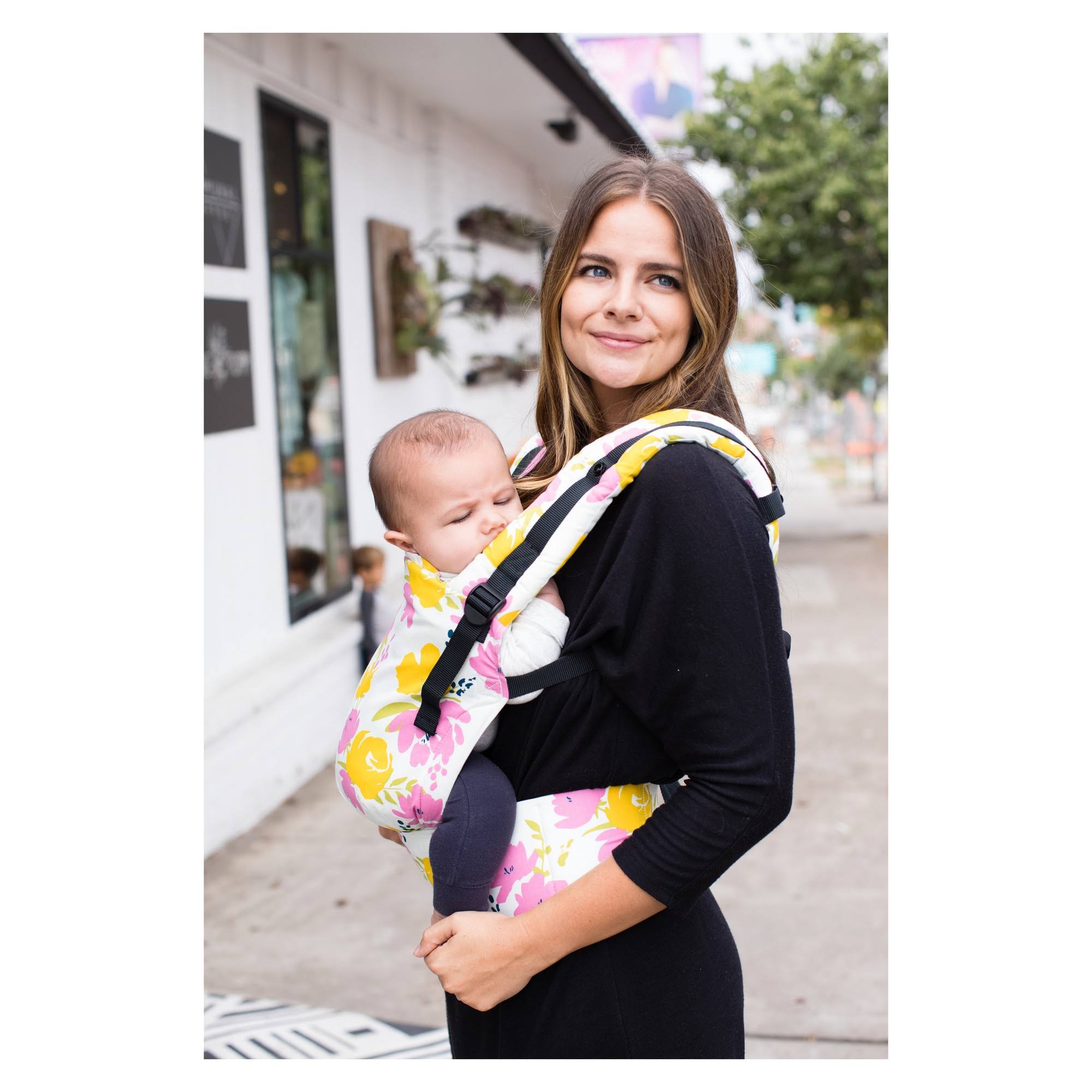 Baby Tula Free to Grow Baby Carrier - Hamptons