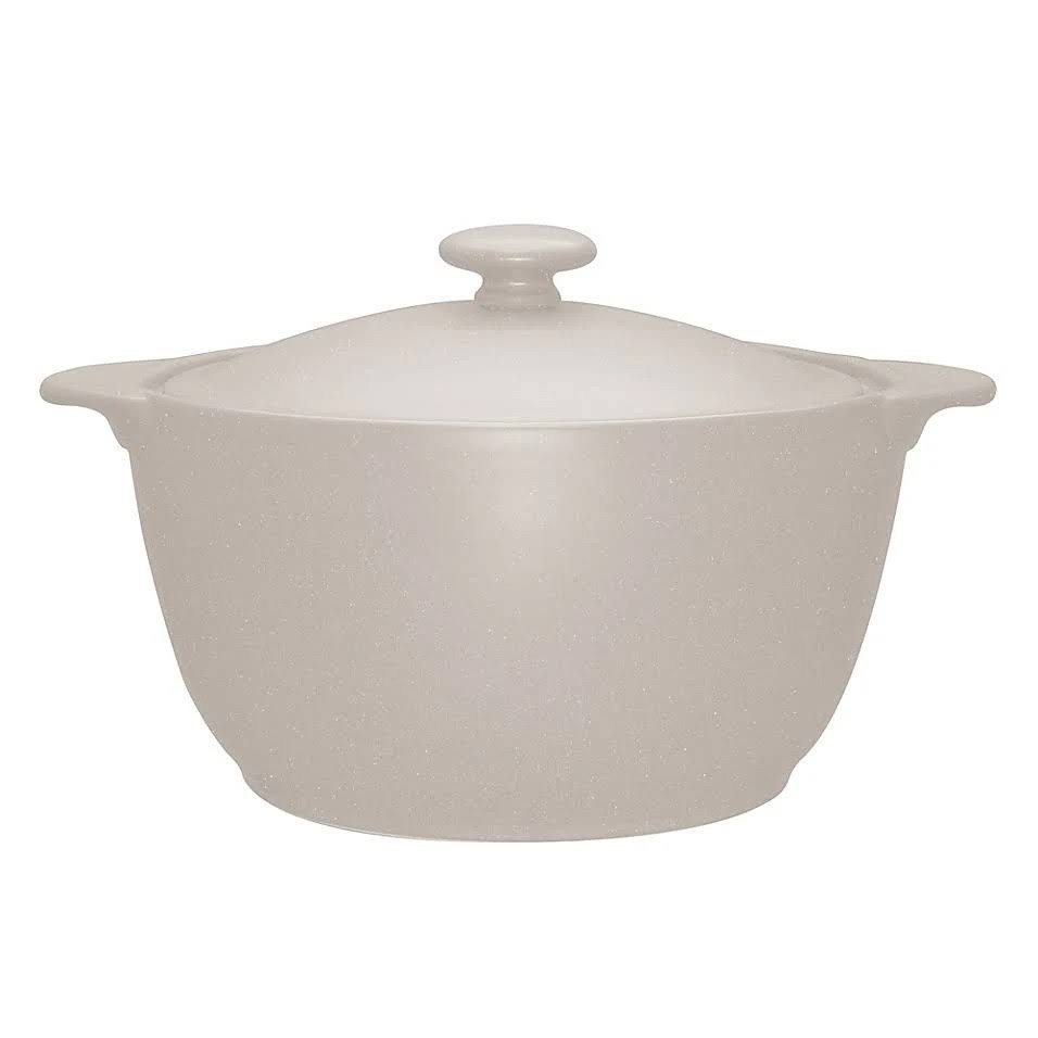 Noritake Colorwave 2 qt. Covered Casserole in Sand