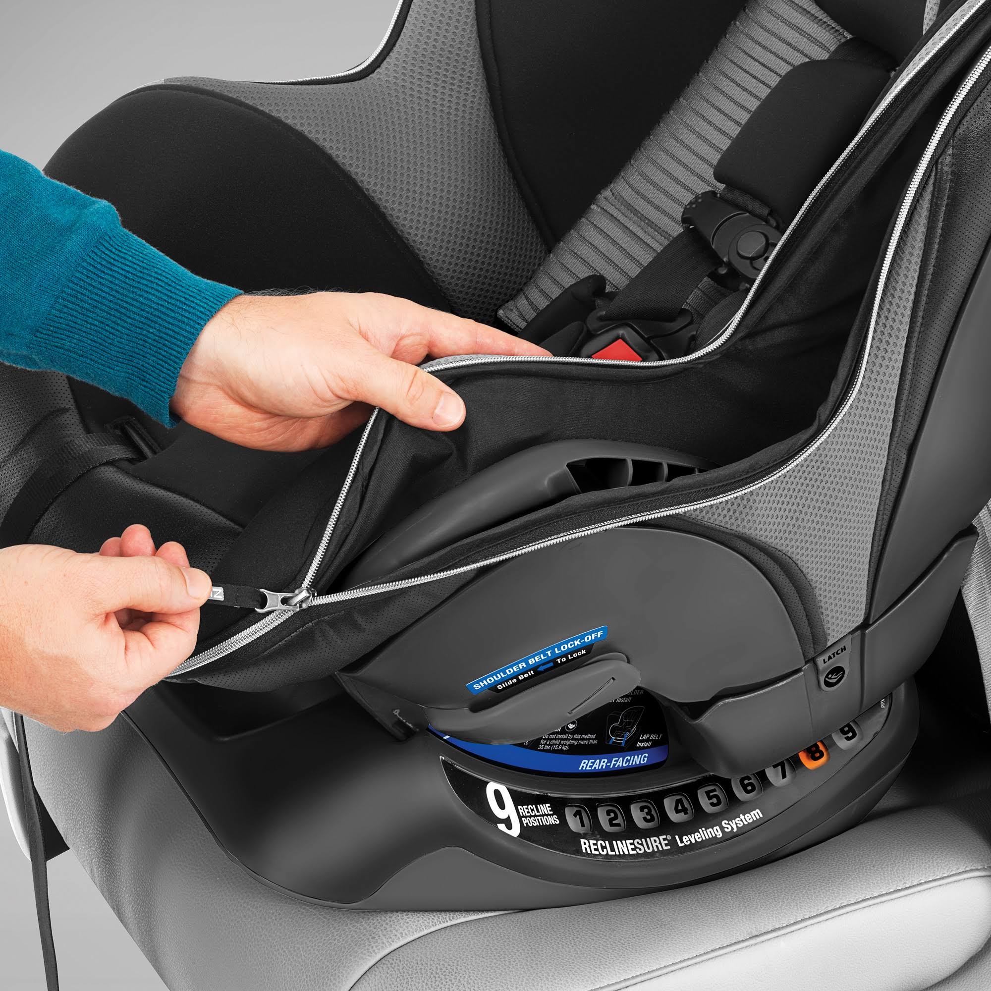 Chicco Next Fit Zip Max Convertible Car Seat - Black