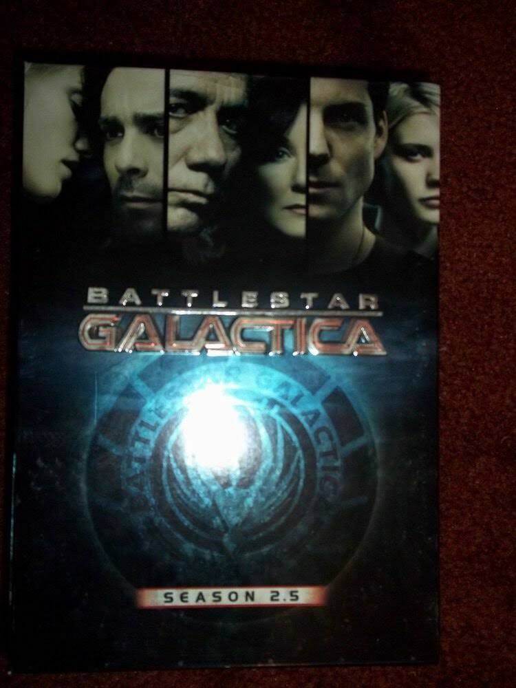 Battlestar Galactica (2004): The Complete Series [Blu-ray]