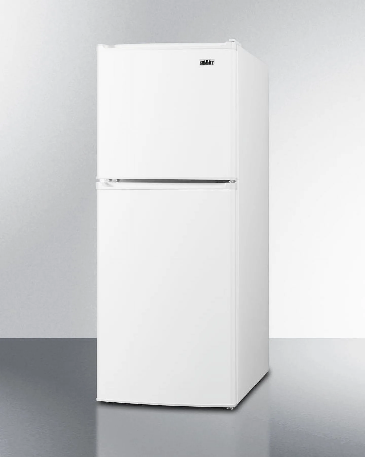 19" Wide Top Mount Refrigerator-Freezer