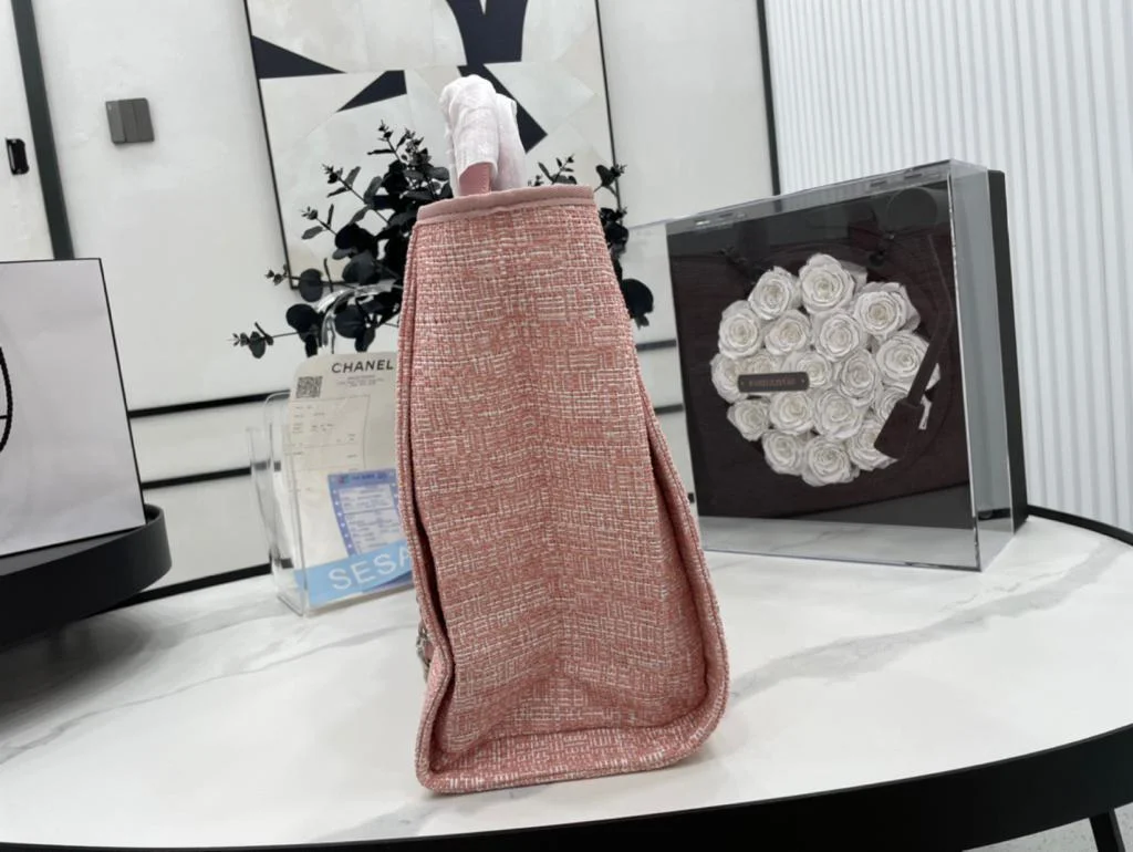 Chanel Deauville Tote 38cm Pink For Women A66941