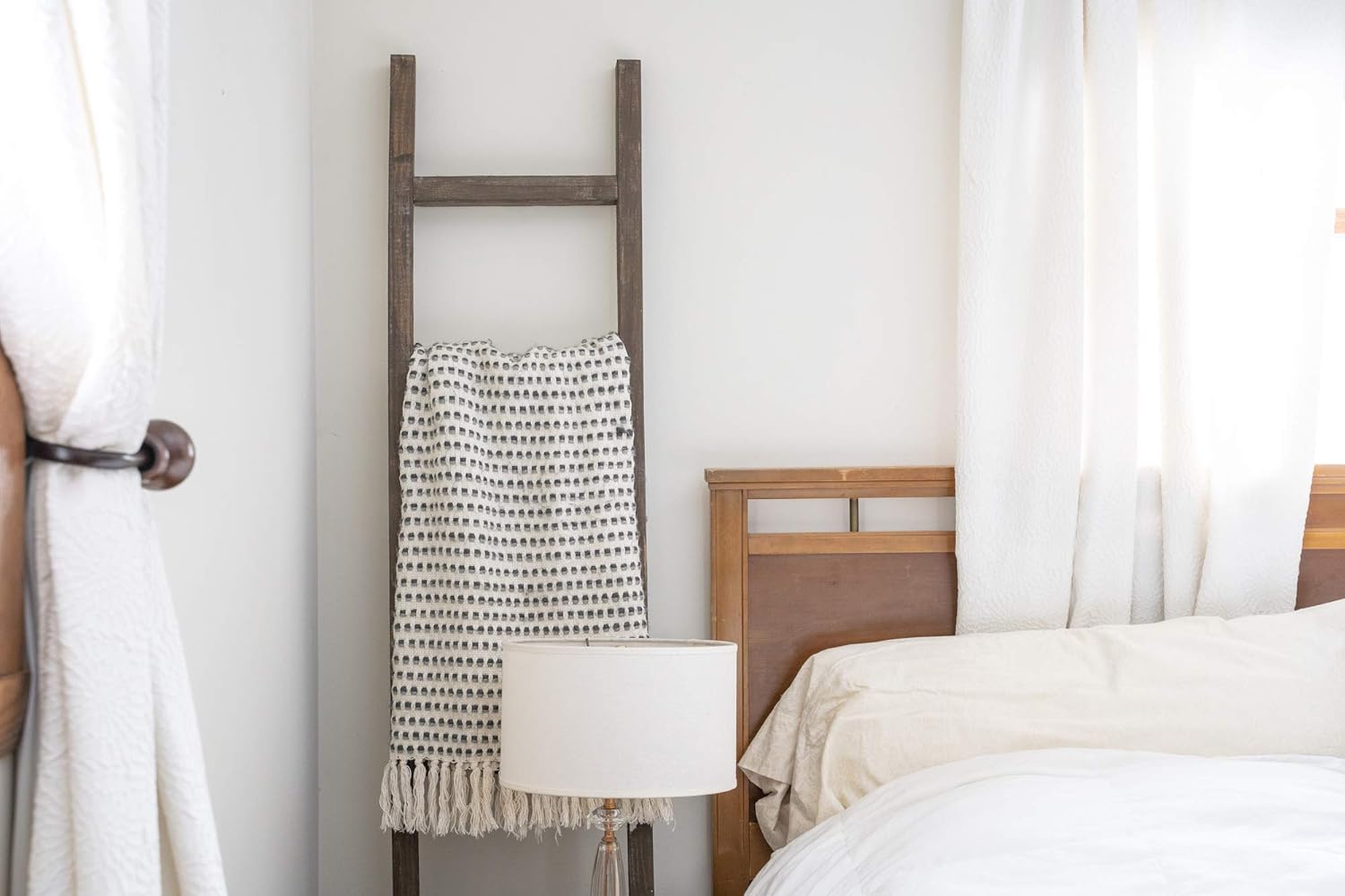 BarnwoodUSA Rustic Farmhouse Decorative Ladder