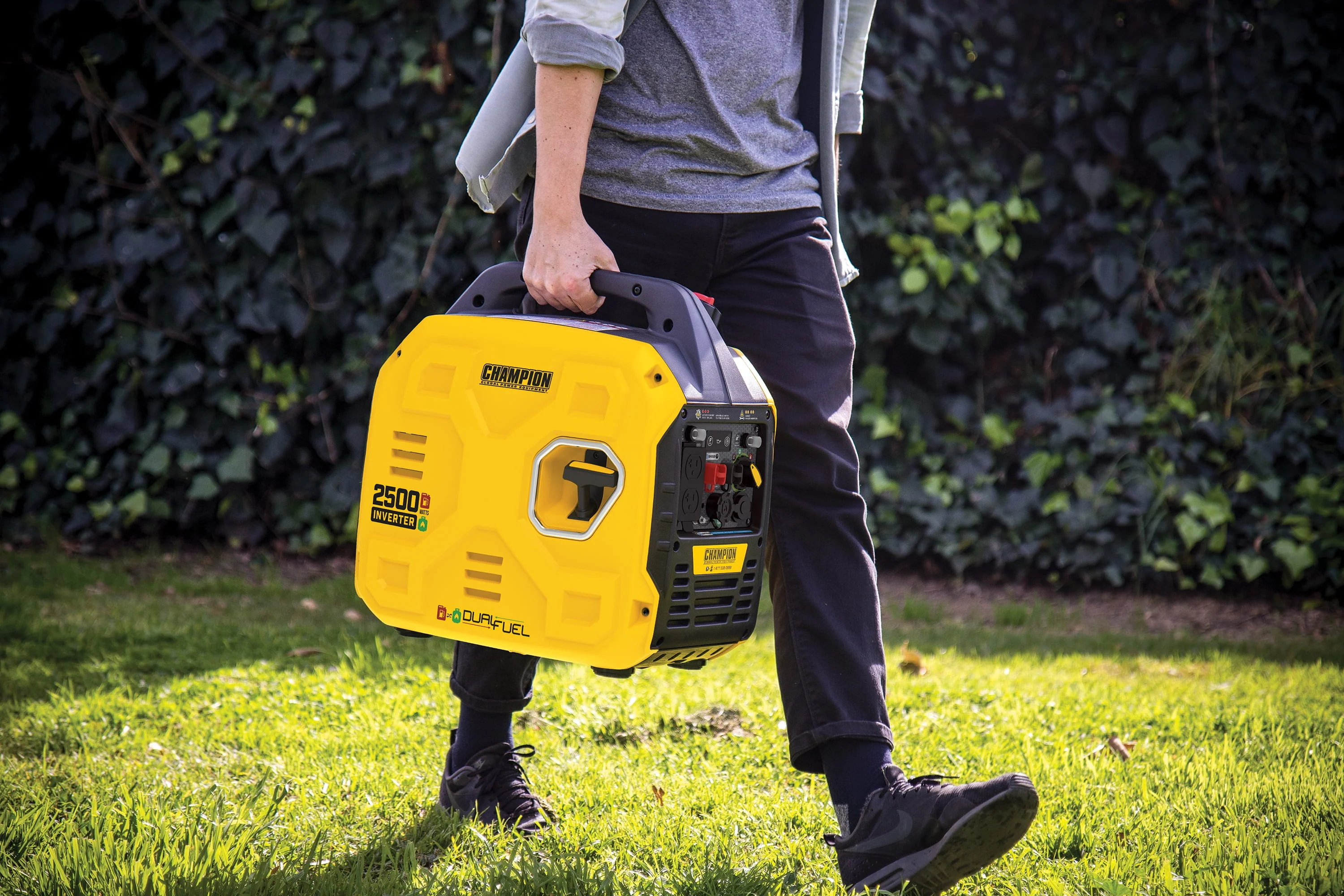 Champion Power Equipment 2500-Watt Ultralight Portable Dual Fuel Inverter Generator with CO Shield