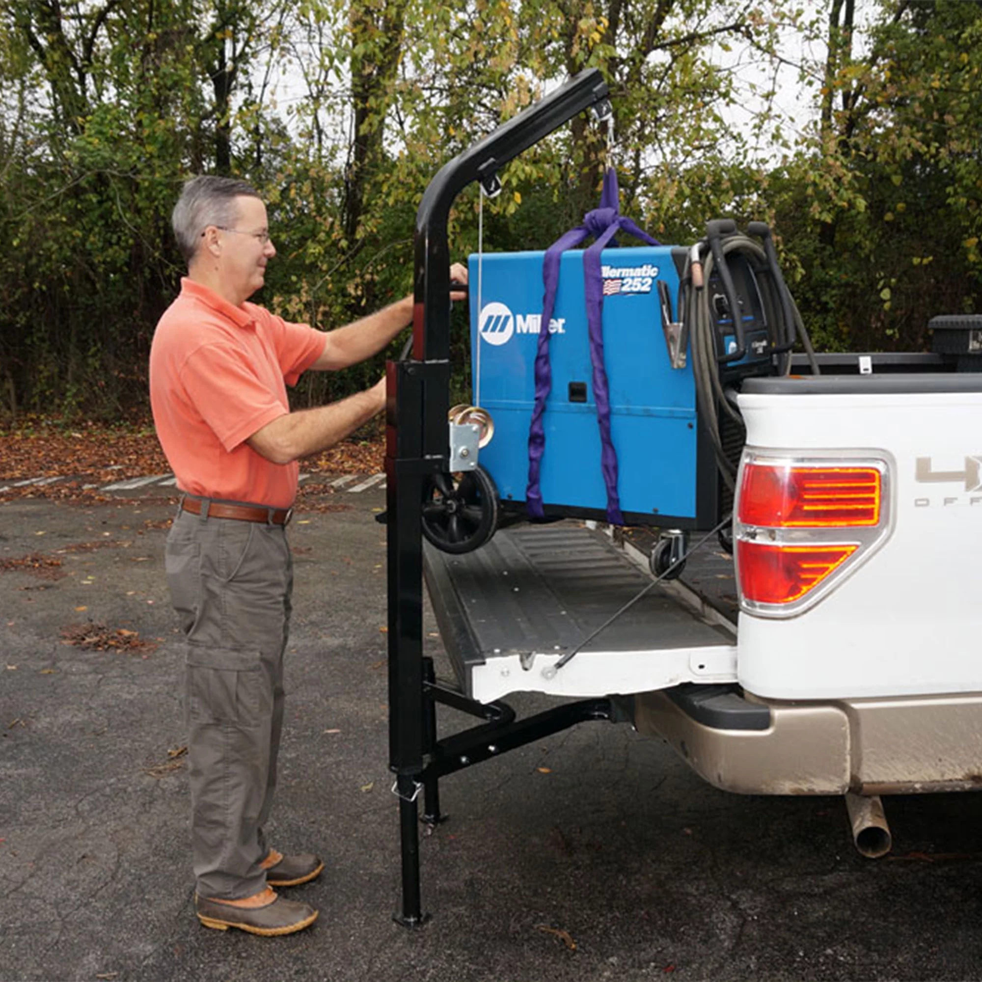 Viking Solutions VKS-VMH001 Rack Jack Magnum Hitch Mounted Hoist for Game