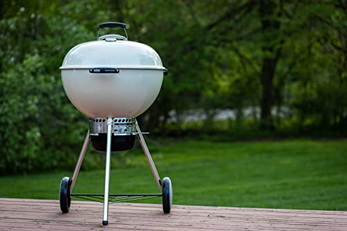Weber Master-Touch 22" Charcoal Grill, Smoke