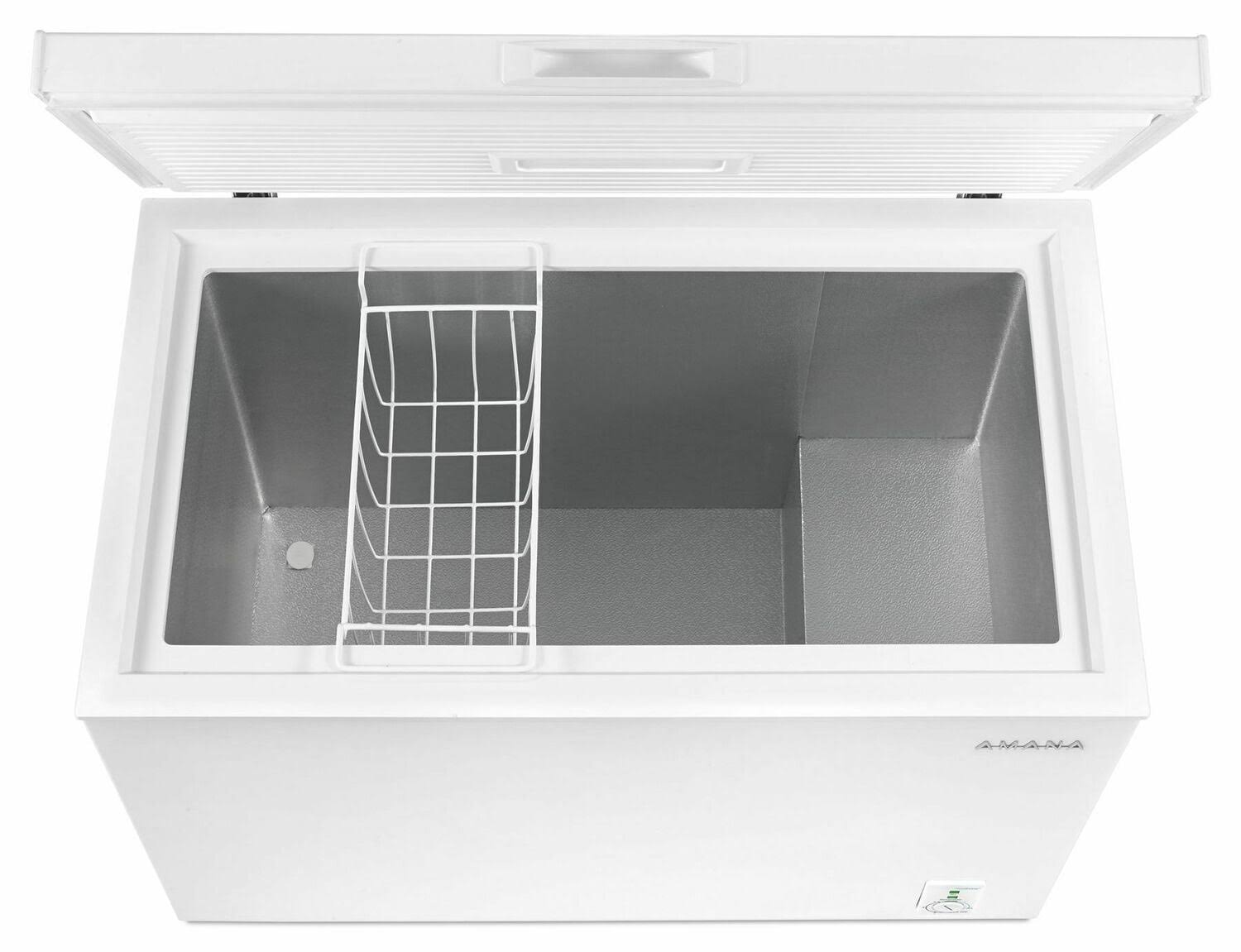 Amana AQC0701GRW 7.0 Cu. ft. Compact Chest Freezer White