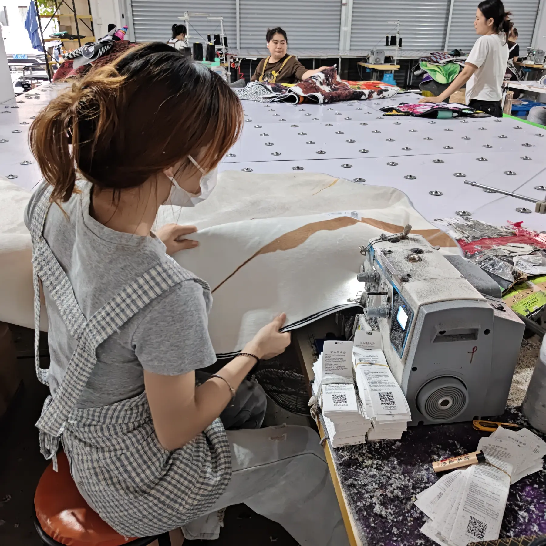 Manual rug edge binding and finishing