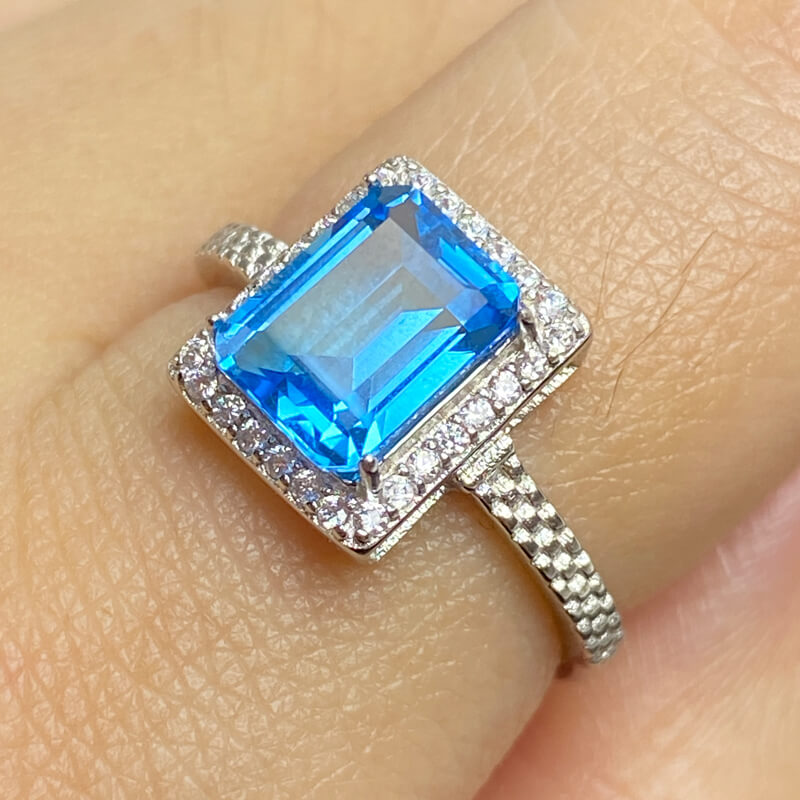 Emerald Cut Azure Duchess