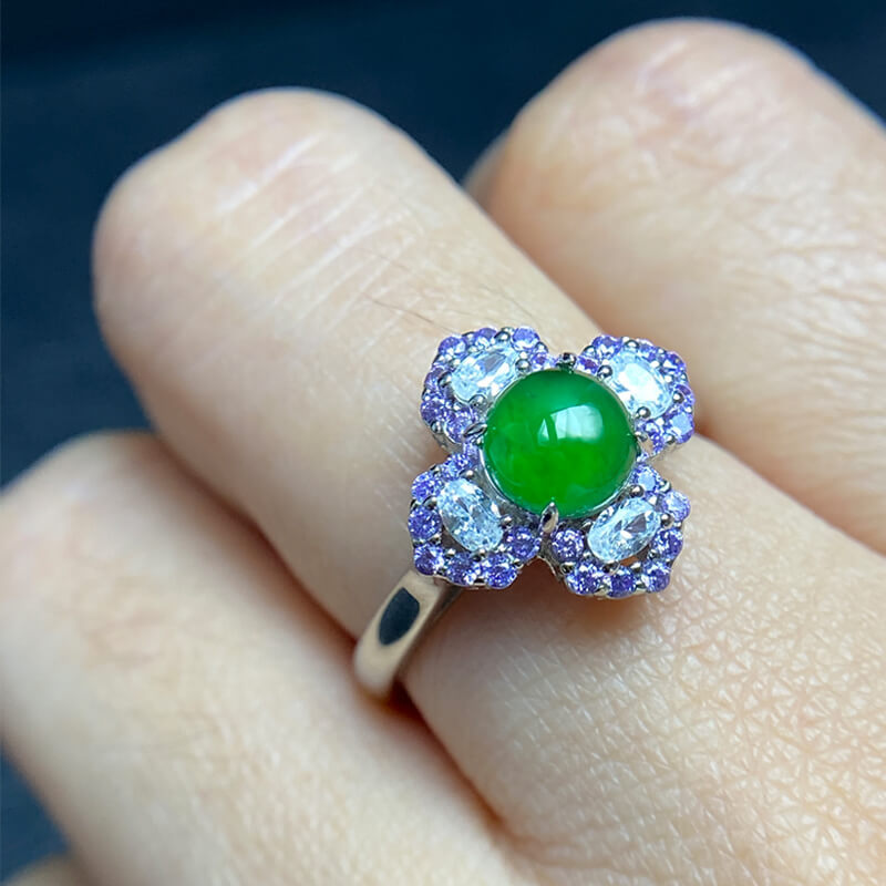 Clover Verdant Jade Sterling Silver Ring