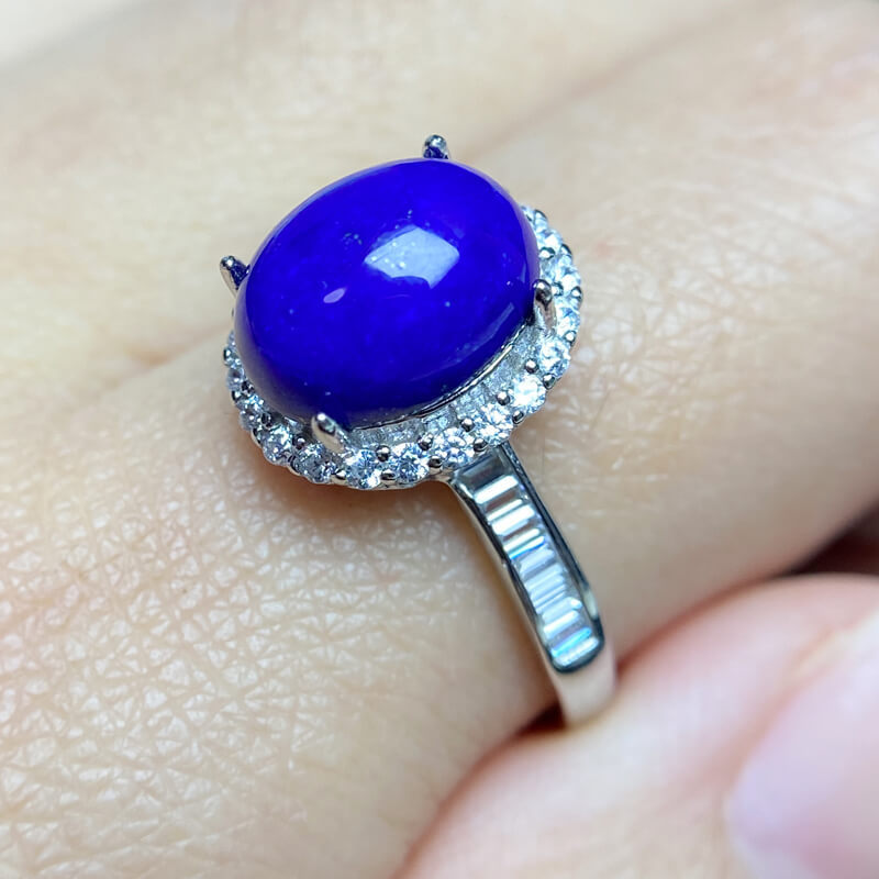Kaelani Halo Lapis Lazuli Silver Ring