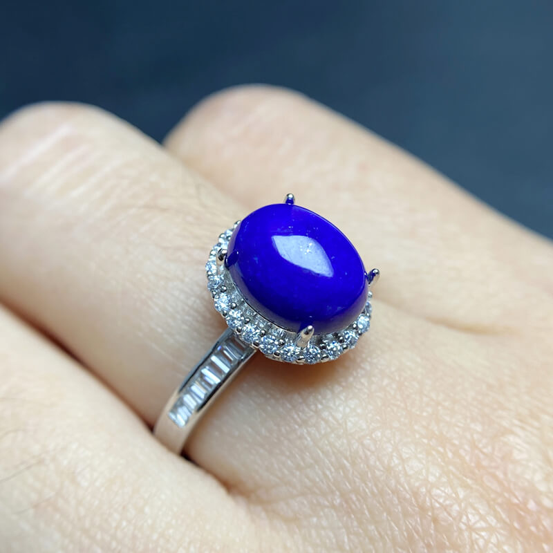 Kaelani Halo Lapis Lazuli Silver Ring