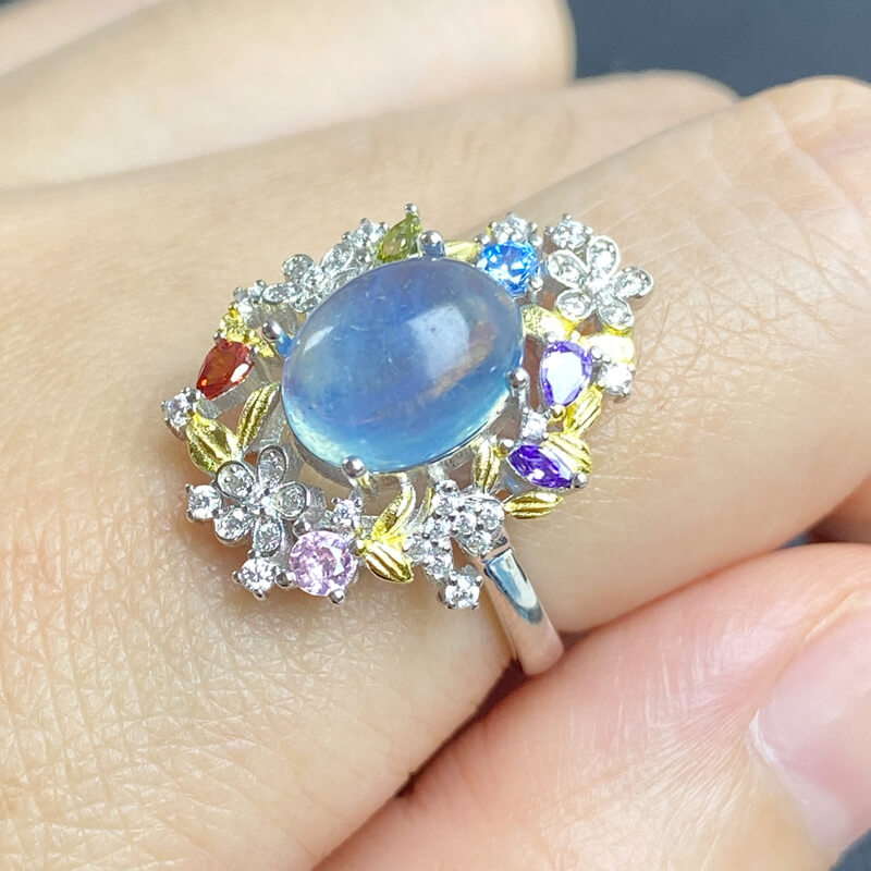Nereid’s Garden Aquamarine Ring