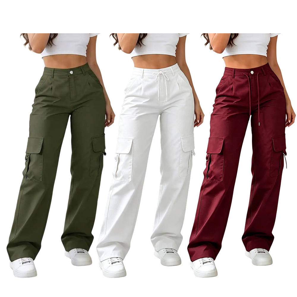 Women’s cargo pants with front button closure and pocket design