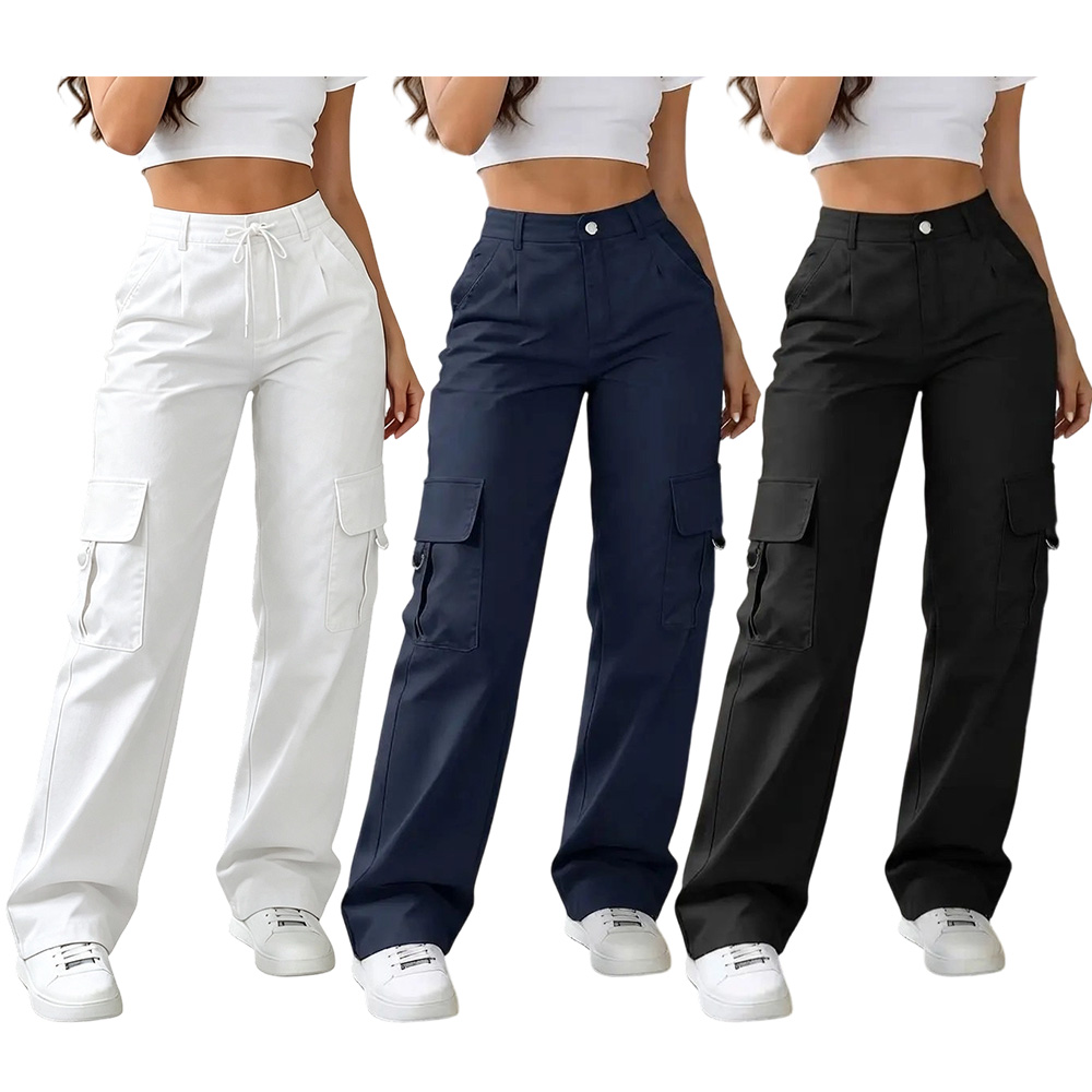 Women’s cargo pants with front button closure and pocket design