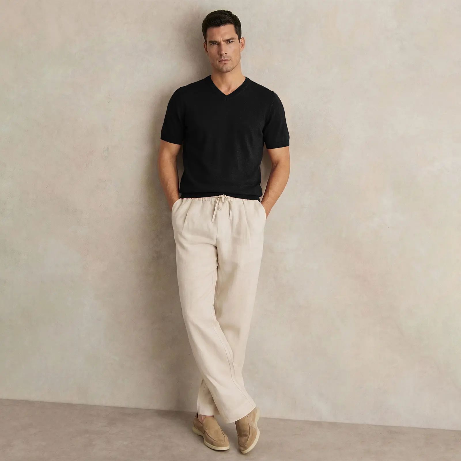 Men's Wool Blend Short Sleeve V-Neck Sweater Soft Textured Knit Pullover