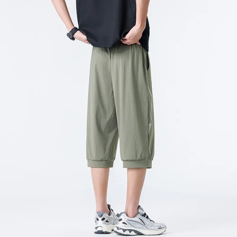 Men’s Loose-Fit 3/4 Length Athletic Pants, Breathable Mesh Side Panels, Lightweight Cool Fabric