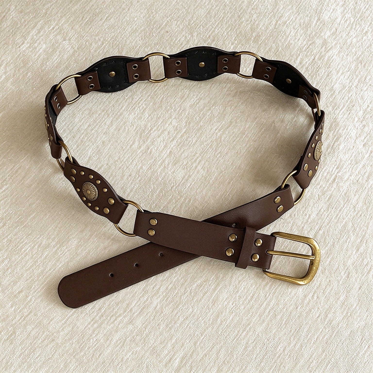 Vintage Western Linked O-Ring Concho Studded Belt