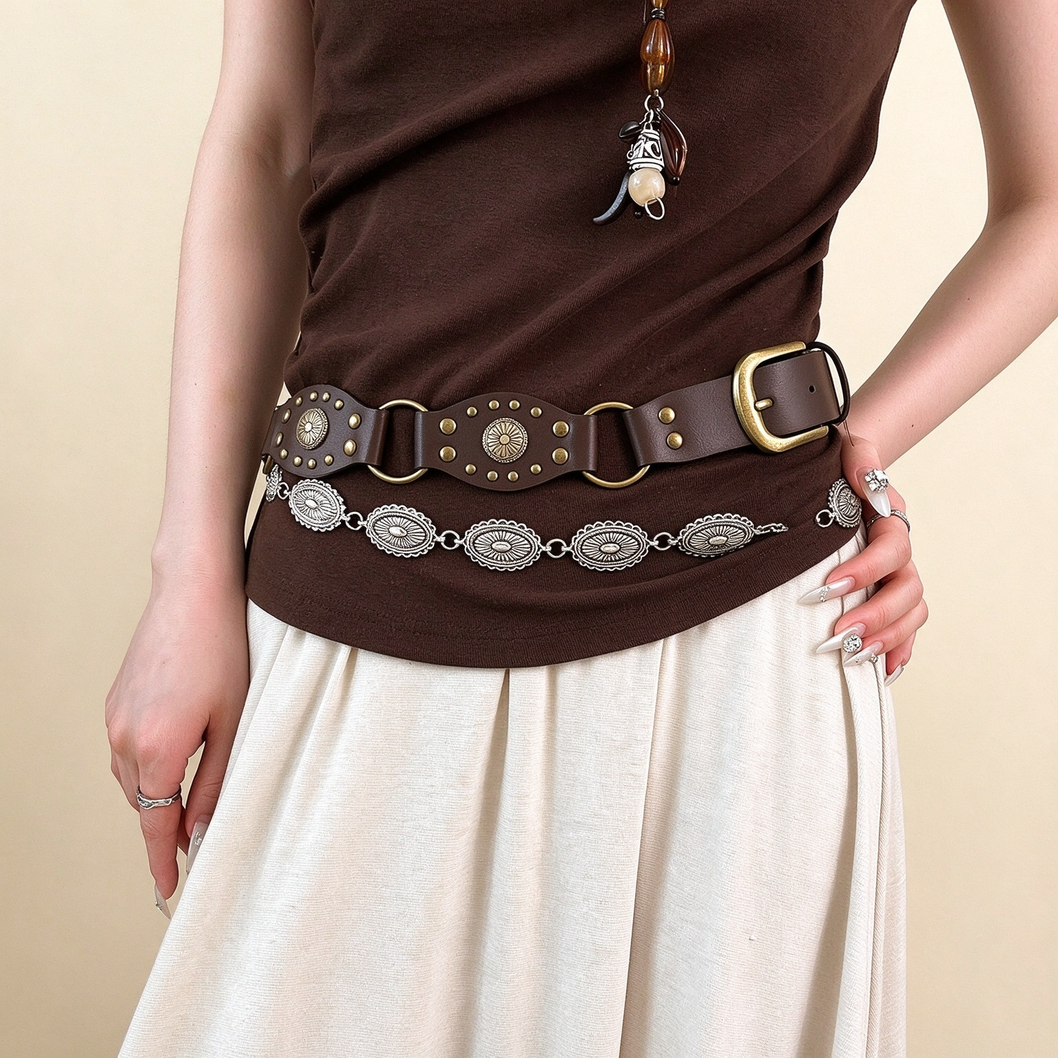 Vintage Western Linked O-Ring Concho Studded Belt