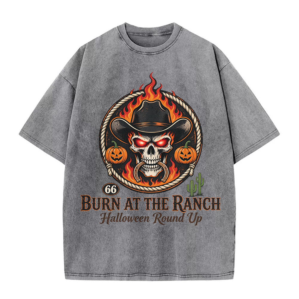 Retro Halloween Greeting T-Shirt / Western-Style Halloween T-Shirt