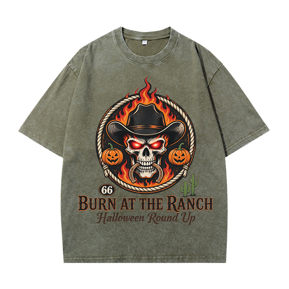 Retro Halloween Greeting T-Shirt / Western-Style Halloween T-Shirt