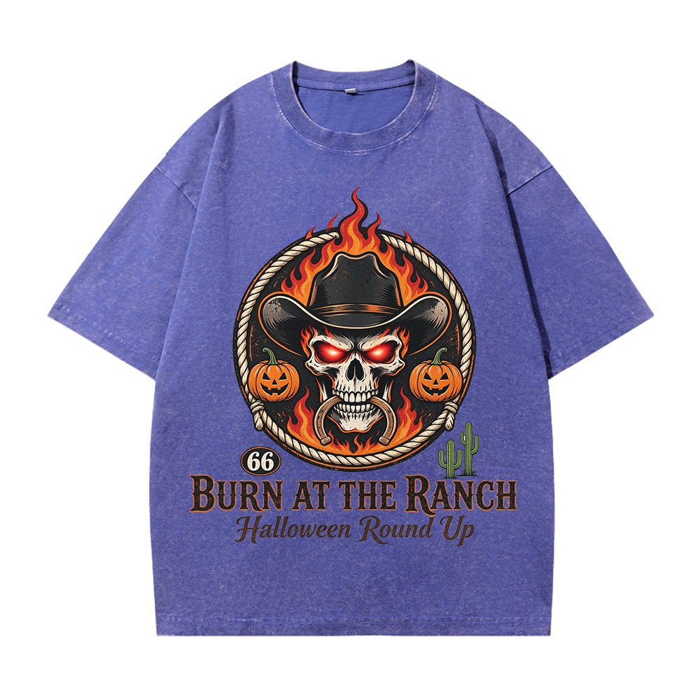 Retro Halloween Greeting T-Shirt / Western-Style Halloween T-Shirt