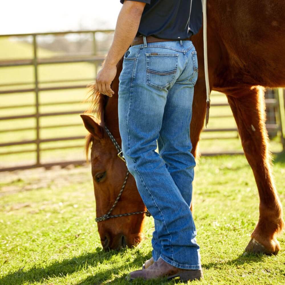 Mens M2 Relaxed Stretch Legacy Boot Cut Jeans