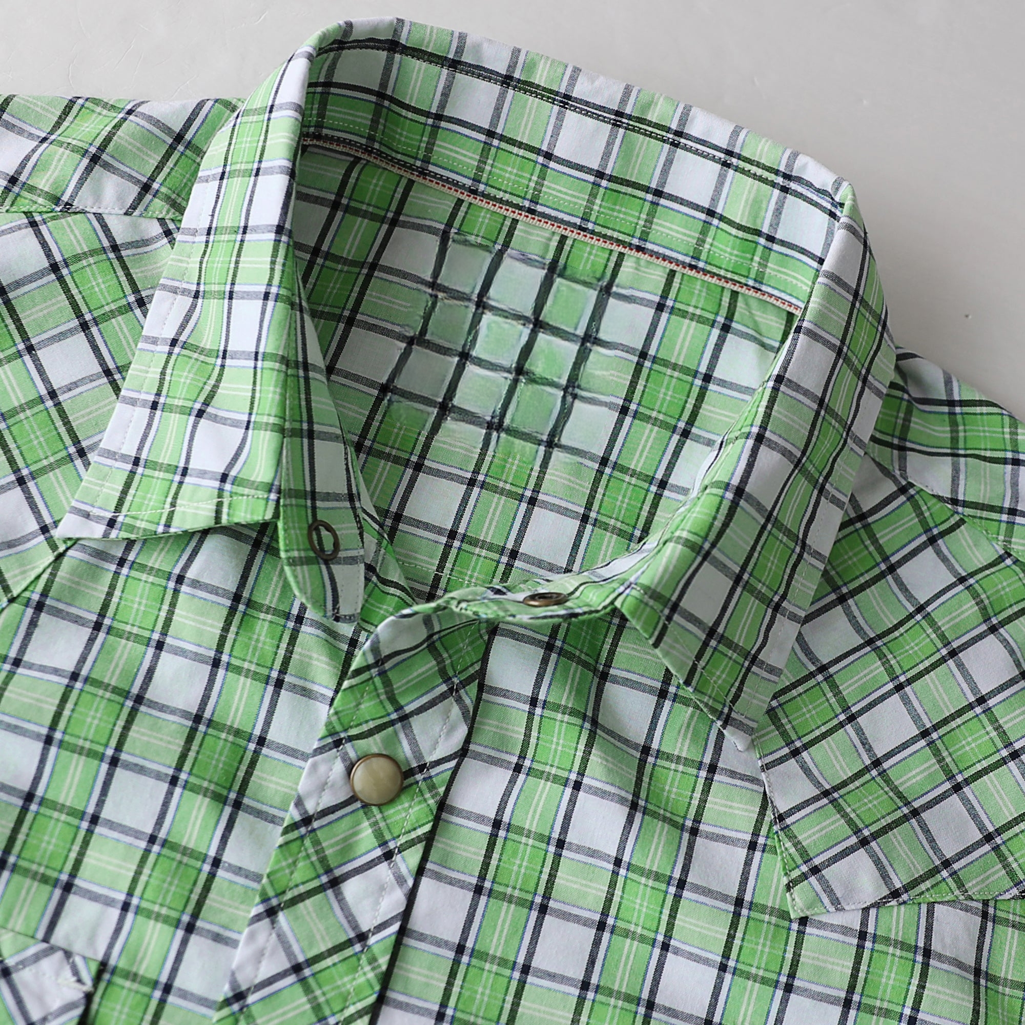 Women's Western Plaid Shirt – Lightweight Vintage Cowboy Shirt