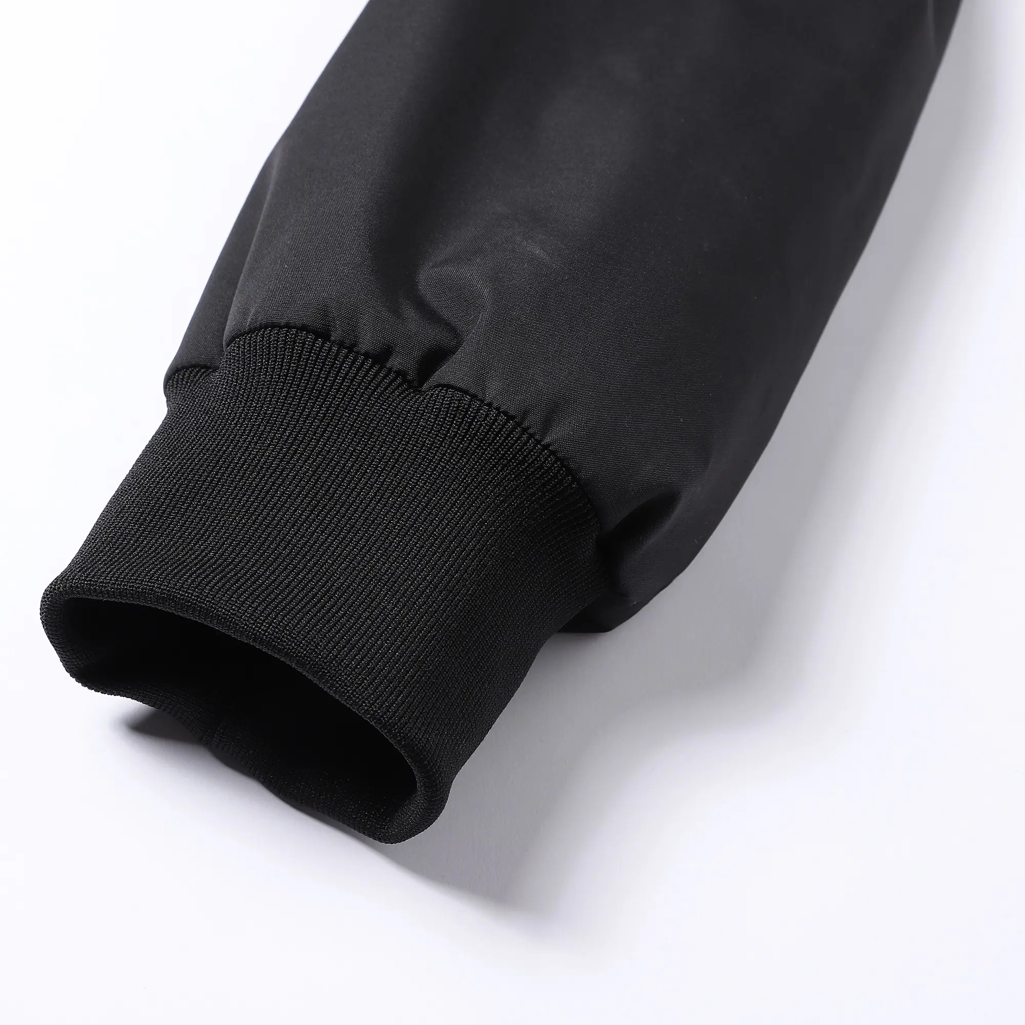 Cargo jacket ribbed cuff detail