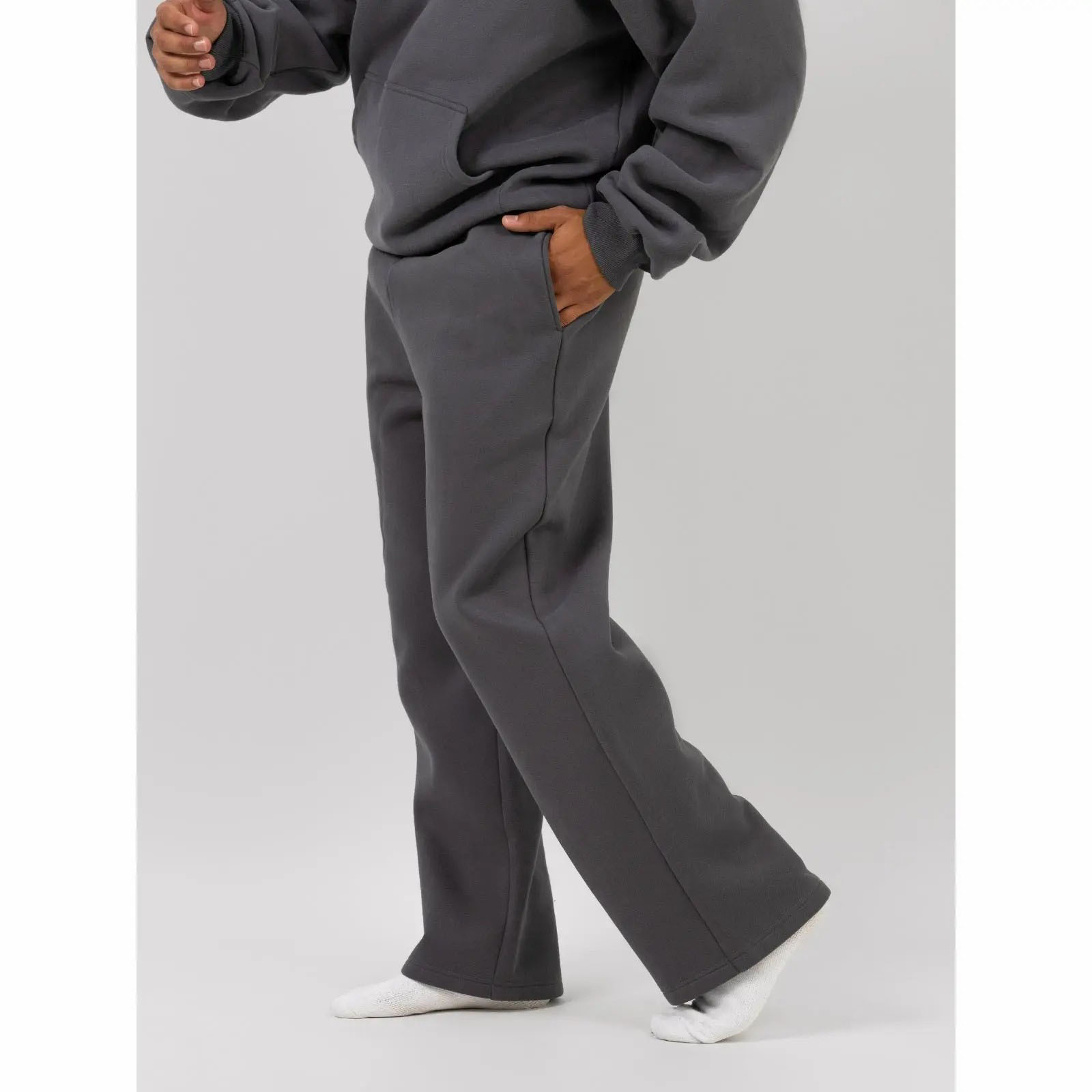 Unisex Relaxed Wide Leg Sweatpants – Ultra-Soft Heavyweight Fleece with Pockets
