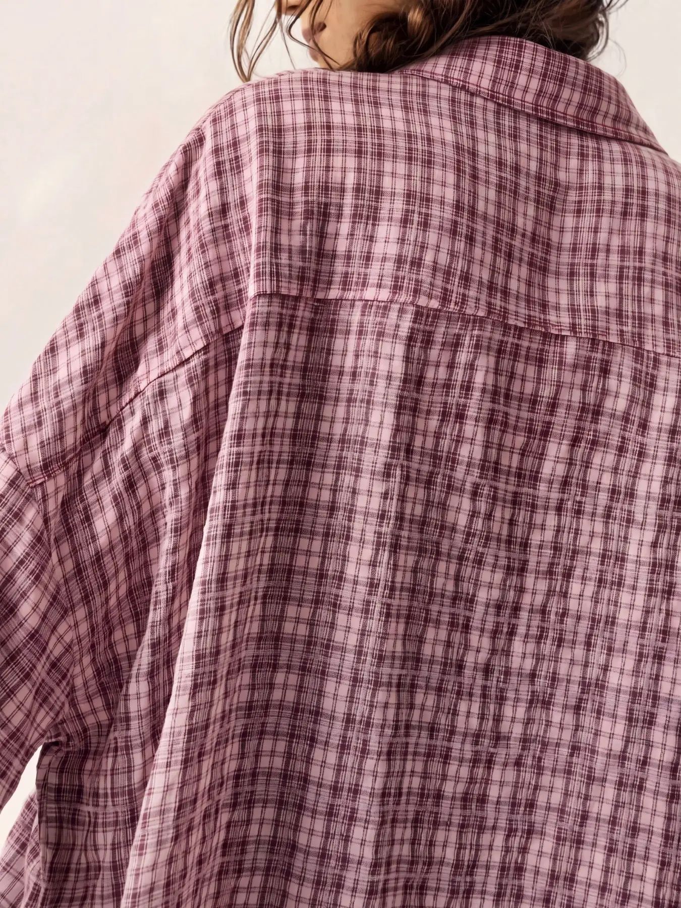 Women's Oversized Plaid Pouch Pocket Shirt – Vintage Street Style Long Sleeve Top
