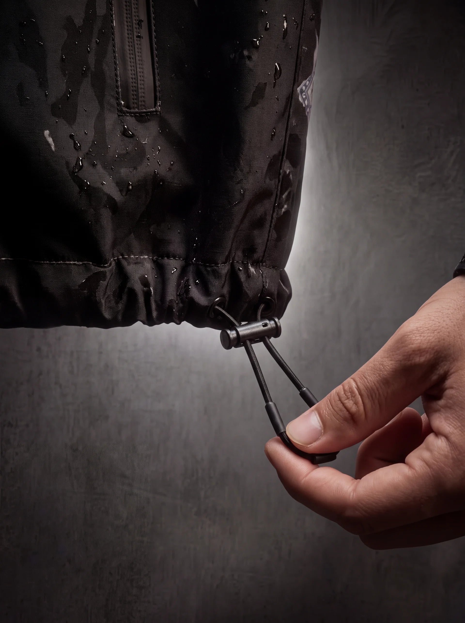 Adjustable Tracksuit Detail