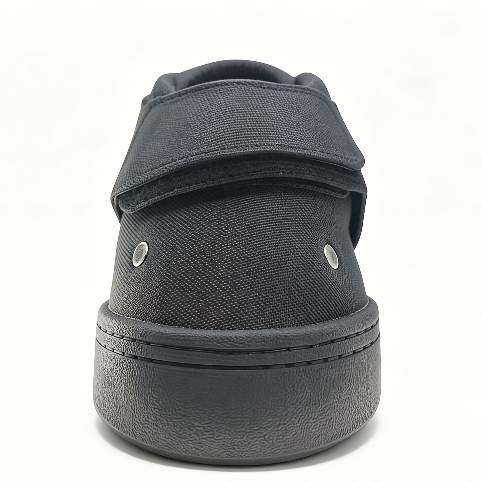 Heavy-Duty Equestrian Hoof Boots(1pair): Winter Traction & Protection. Waterproof, durable material with deep-lug sole for grip. Ideal for Nordic & UK climates.
