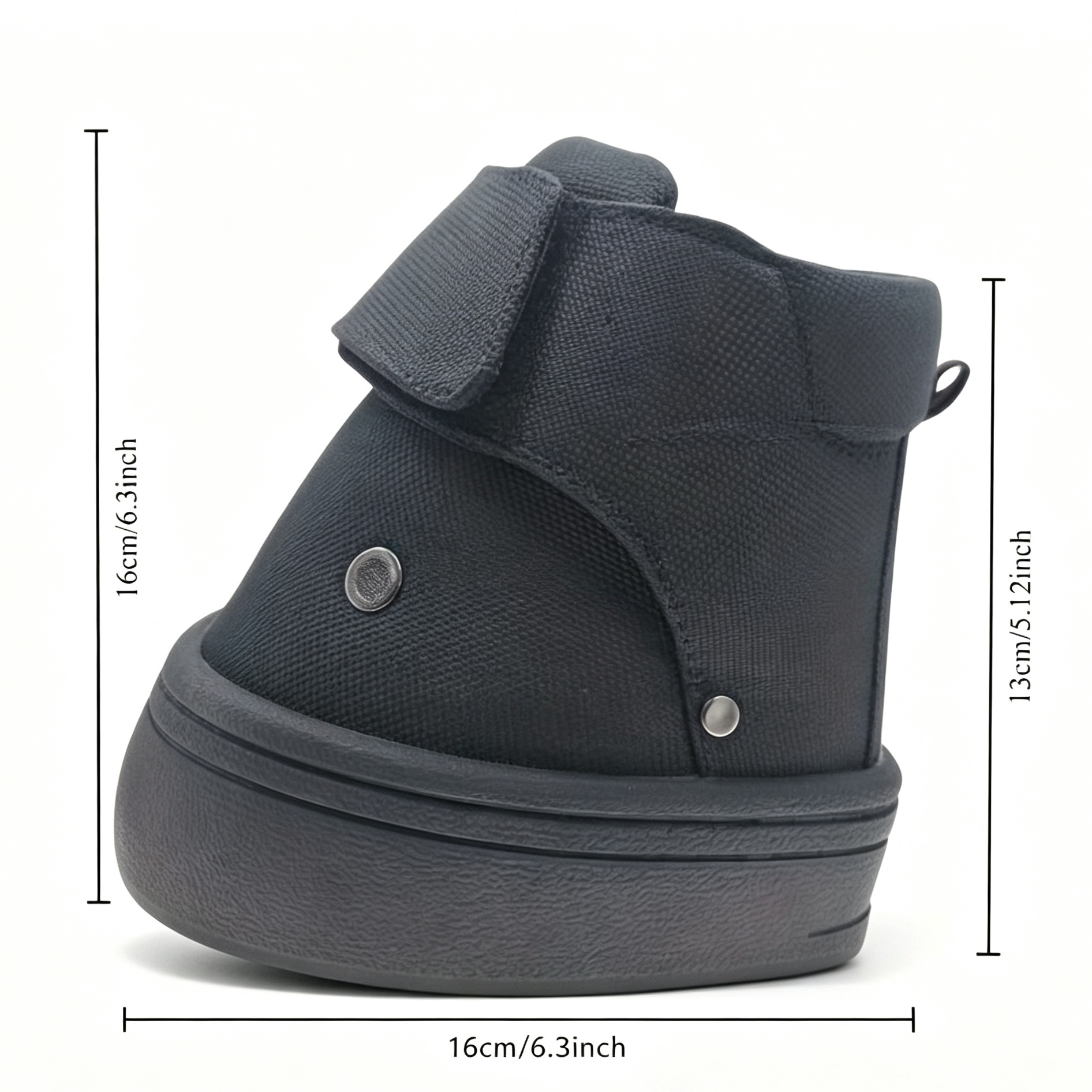 Heavy-Duty Equestrian Hoof Boots(1pair): Winter Traction & Protection. Waterproof, durable material with deep-lug sole for grip. Ideal for Nordic & UK climates.