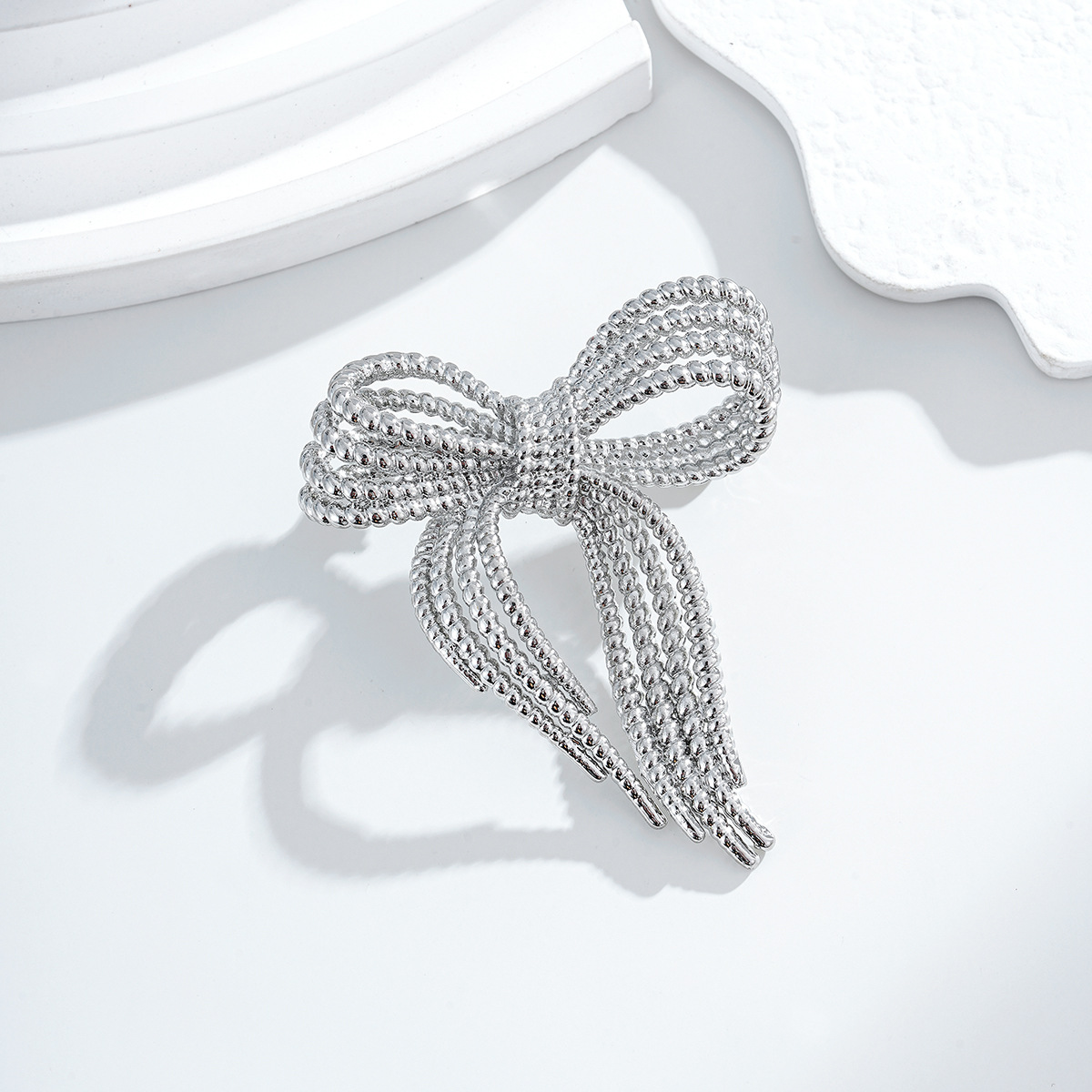 Wholesale Bowknot Brooch & Lapel Pin, Hollow Metal Bow Decorative Pin