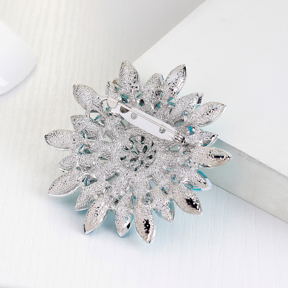 Wholesale Multi-layer Rhinestone Flower Brooch, Crystal Floral Lapel Pin