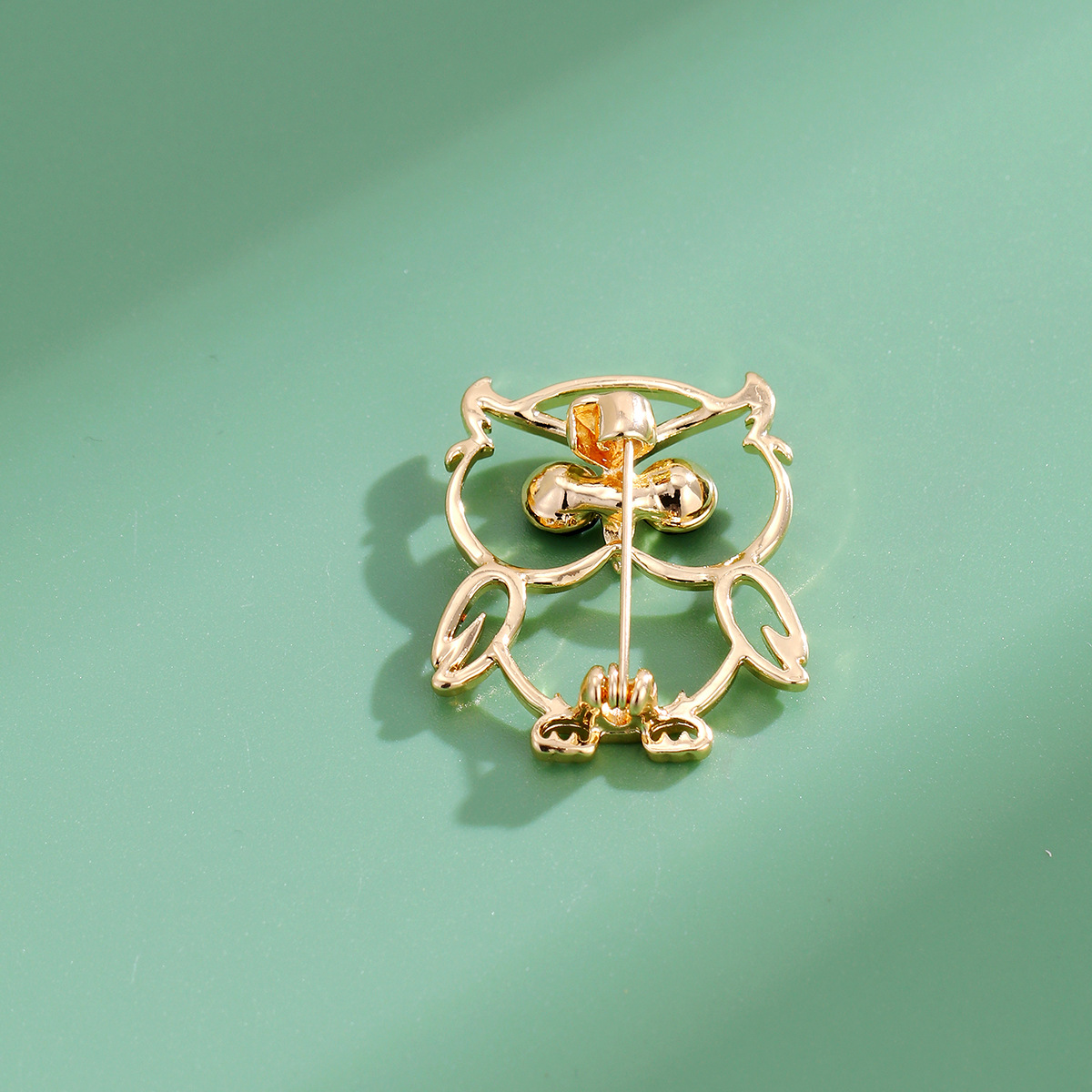 Wholesale Hollow Owl Brooch & Lapel Pin, Minimalist Metal Decorative Pin