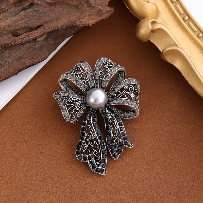 Wholesale Vintage Bowknot Brooch, Rhinestone Pearl Bow Lapel Pin