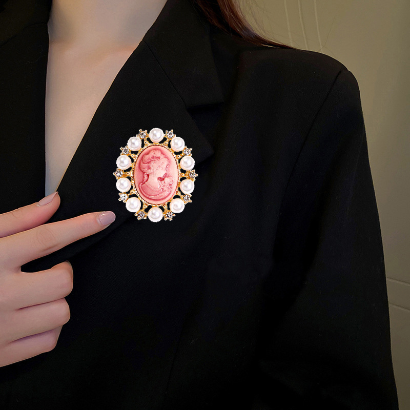 Wholesale Cameo Brooch & Lapel Pin, Vintage Portrait Pearl Decorative Pin
