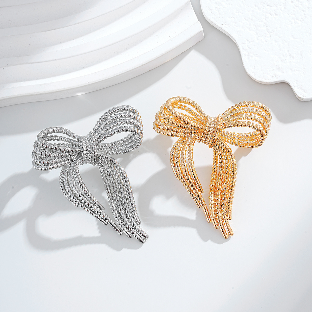 Wholesale Bowknot Brooch & Lapel Pin, Hollow Metal Bow Decorative Pin
