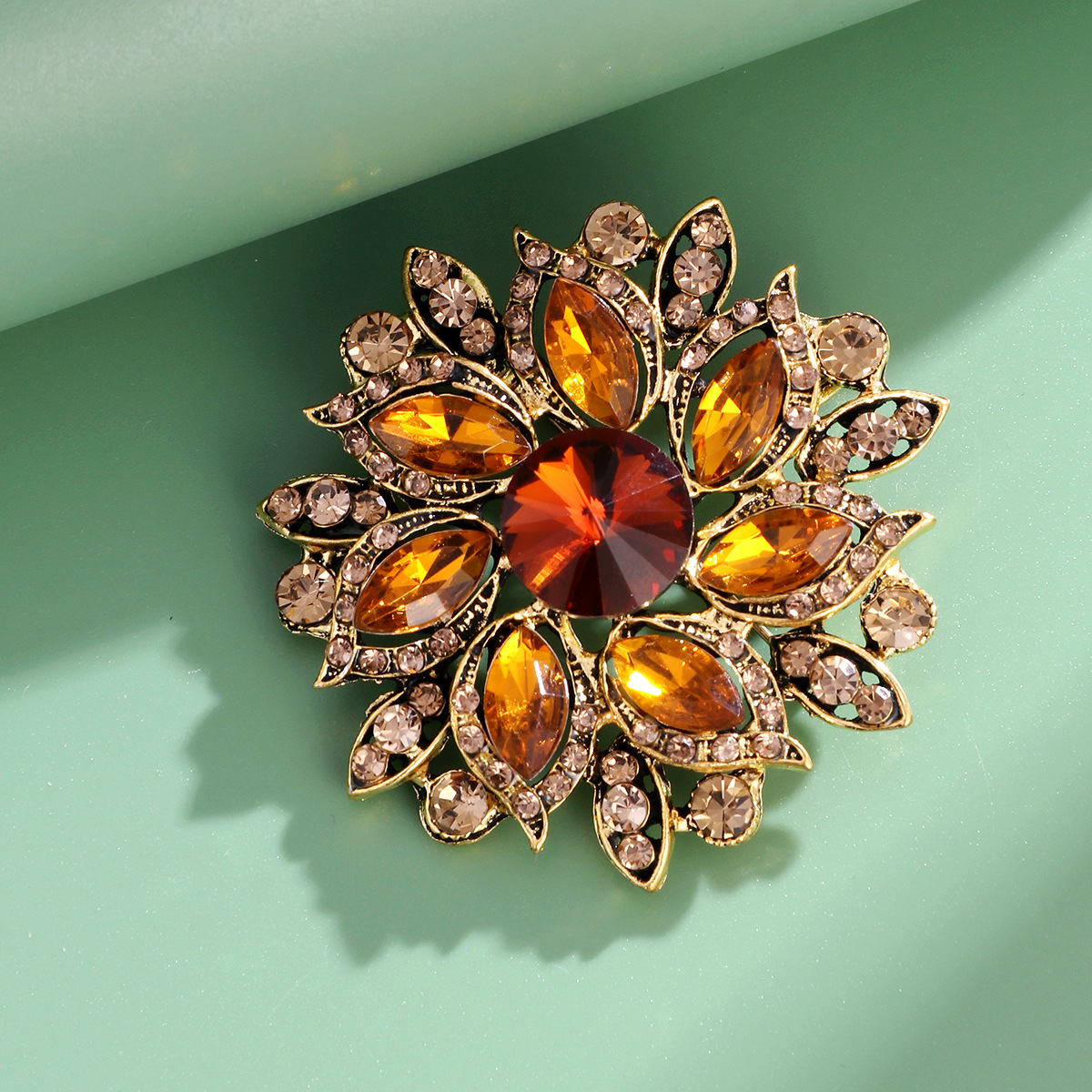 Wholesale Crystal Flower Brooch, Multi-color Rhinestone Lapel Pin Jewelry