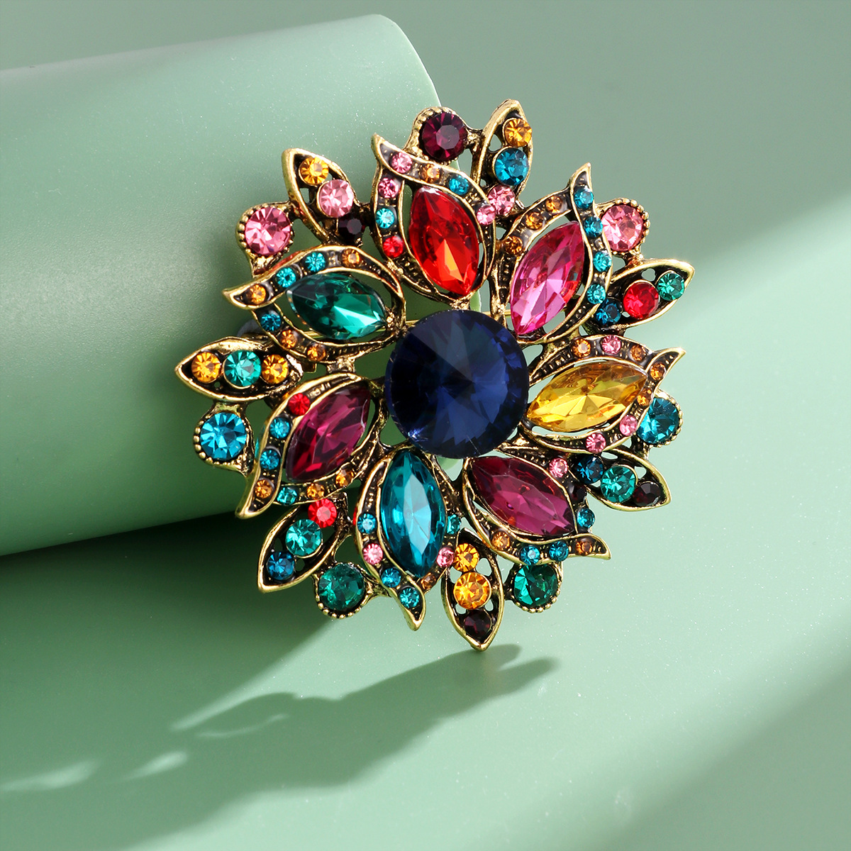Wholesale Crystal Flower Brooch, Multi-color Rhinestone Lapel Pin Jewelry