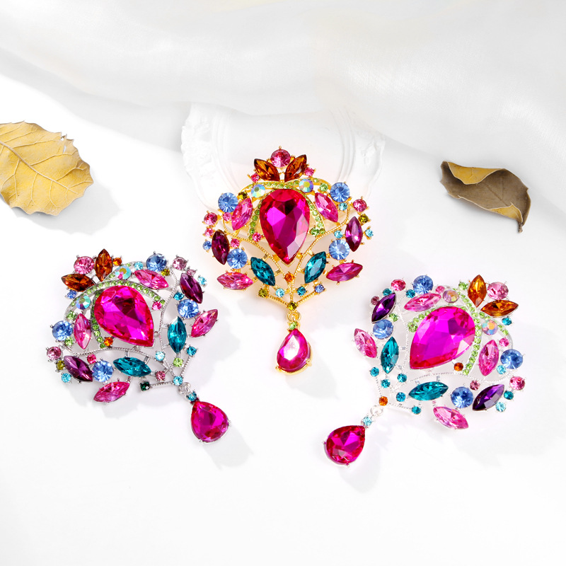 Wholesale Courtly Vintage Rhinestone Brooch, Teardrop Crystal Lapel Pin