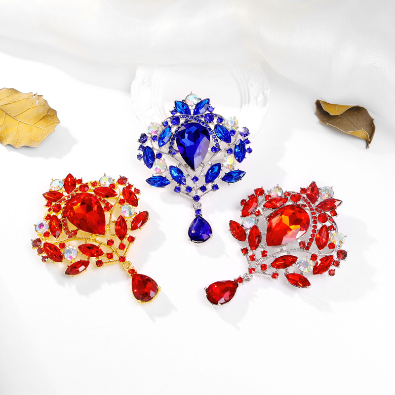 Wholesale Courtly Vintage Rhinestone Brooch, Teardrop Crystal Lapel Pin