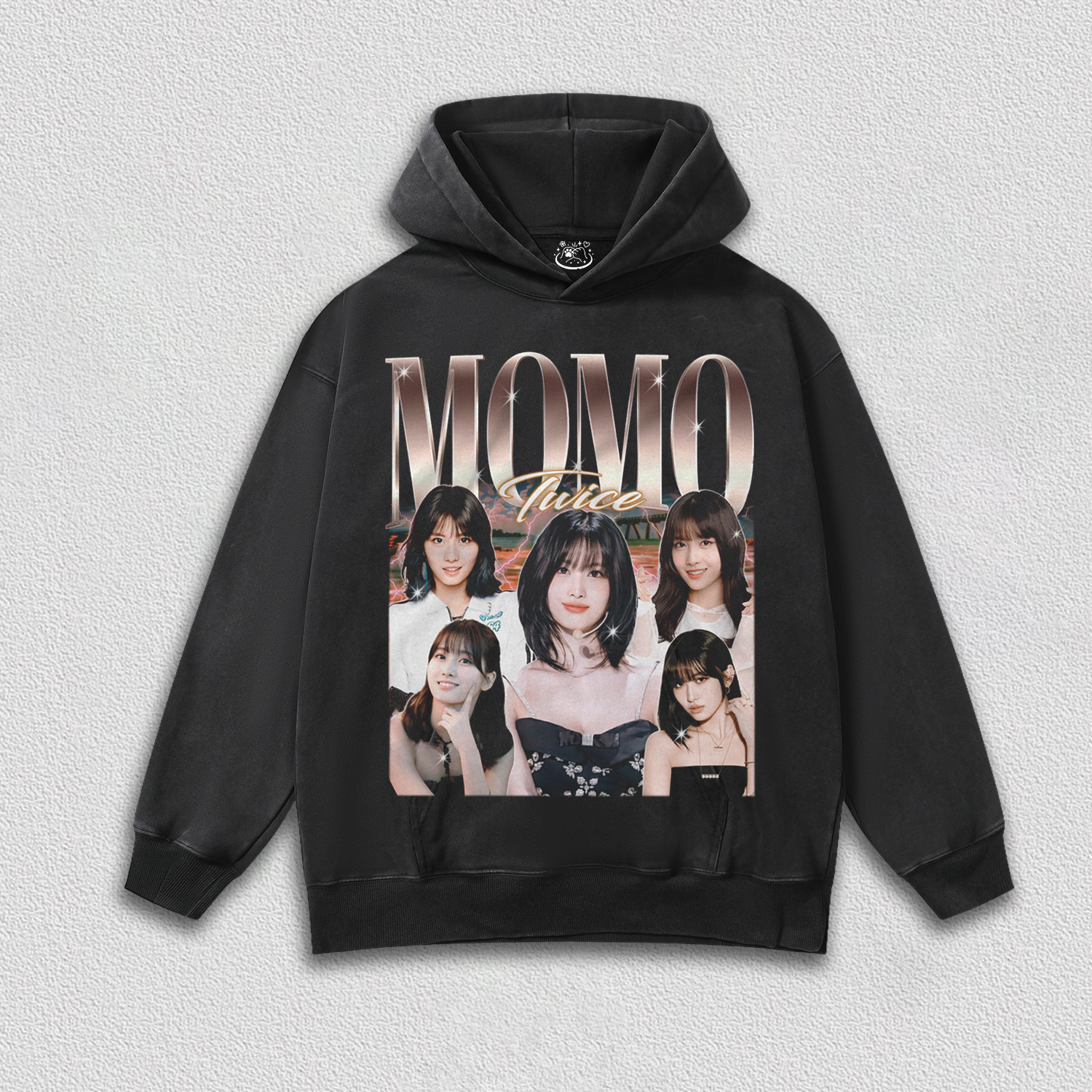 TWICE MOMO